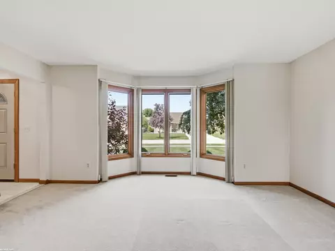 Living - 16730 Tower, Macomb, MI 48044 photo 1 of 12