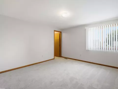 Bedroom - 16730 Tower, Macomb, MI 48044 photo 5 of 7