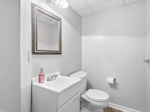 Bath - 16730 Tower, Macomb, MI 48044 photo 4 of 4