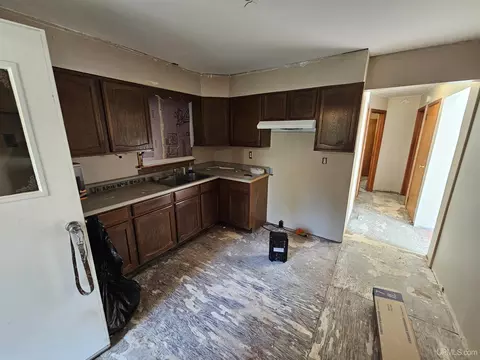Kitchen - 155 Stoneville, Ishpeming, MI 49849 photo 1 of 1