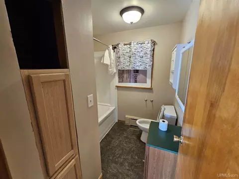 Bath - 155 Stoneville, Ishpeming, MI 49849 photo 1 of 2