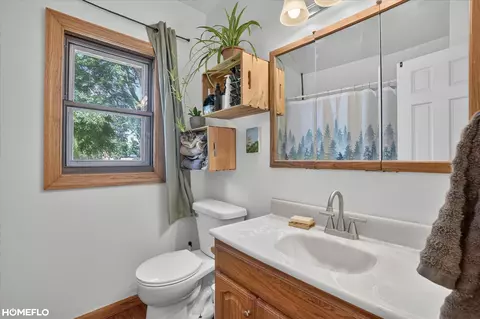 Bath - 6058 Thomas, Davison, MI 48423 photo 1 of 1