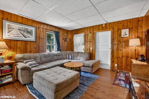 Living - 6058 Thomas, Davison, MI 48423 photo 1 of 2
