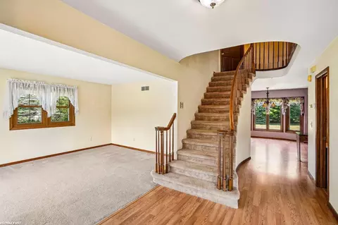 Entry Way - 1405 Mckail, Leonard, MI 48367 photo 2 of 3