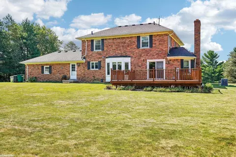 Exterior - 1405 Mckail, Leonard, MI 48367 photo 4 of 10