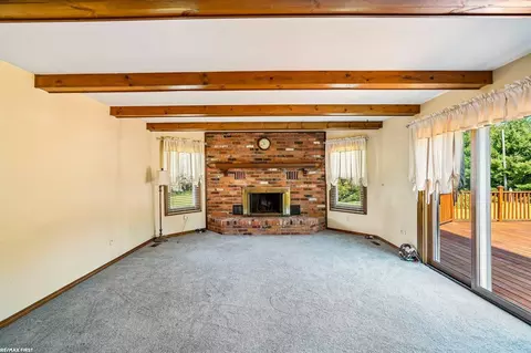 Living - 1405 Mckail, Leonard, MI 48367 photo 3 of 5