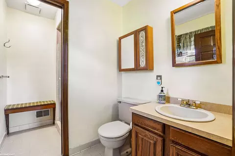 Bath - 1405 Mckail, Leonard, MI 48367 photo 2 of 3