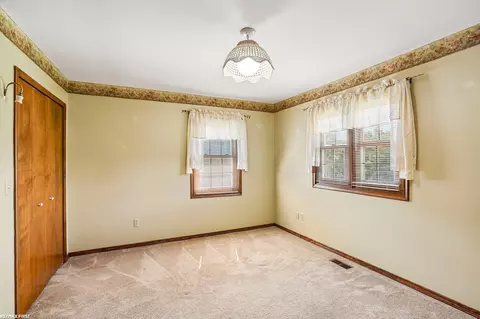 Bedroom - 1405 Mckail, Leonard, MI 48367 photo 3 of 7
