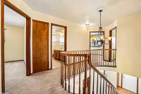 Entry Way - 1405 Mckail, Leonard, MI 48367 photo 3 of 3