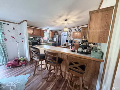 Kitchen - 1300 Wetherby, Jackson, MI 49201 photo 4 of 4