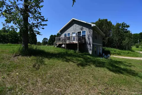 3323 N County Hwy H-44 Traunik Rd, Trenary, MI 49891