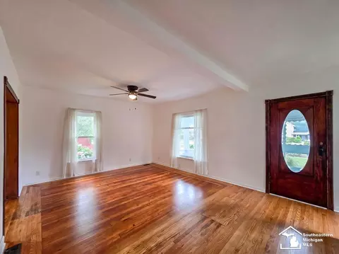 Living - 611 Monroe, Carleton, MI 48117 photo 1 of 4