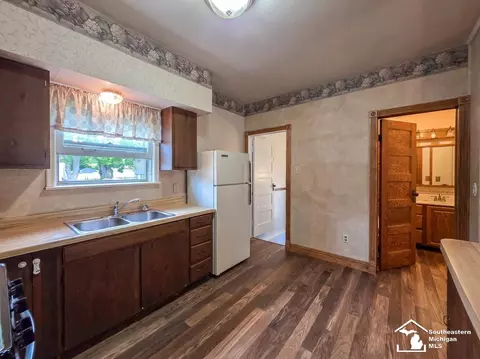 Kitchen - 611 Monroe, Carleton, MI 48117 photo 3 of 3