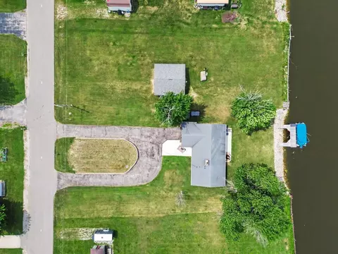 View/Area - 2327 Bay Rdg, Au Gres, MI 48703 photo 5 of 7