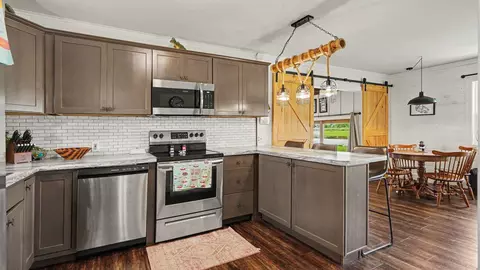 Kitchen - 2327 Bay Rdg, Au Gres, MI 48703 photo 2 of 2
