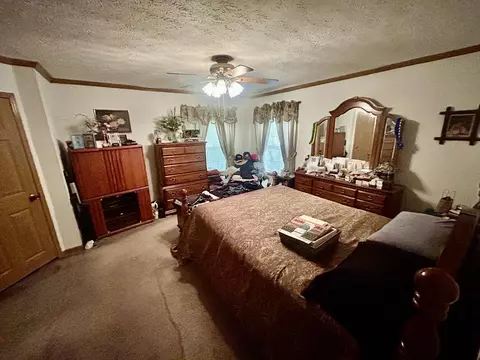 Bedroom - 866 Lakeshore, Gladwin, MI 48624 photo 1 of 2