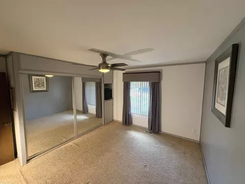 Bedroom - 47168 Blueridge, Macomb, MI 48044 photo 3 of 5