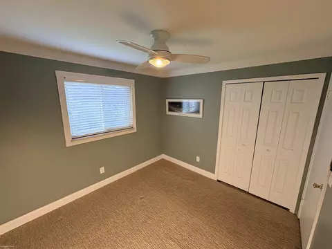 Bedroom - 47168 Blueridge, Macomb, MI 48044 photo 4 of 5