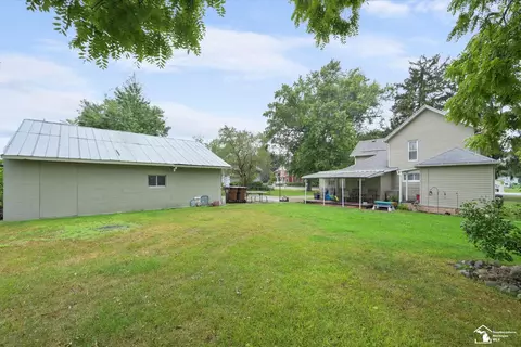 Exterior - 437 Monroe, Carleton, MI 48117 photo 11 of 13