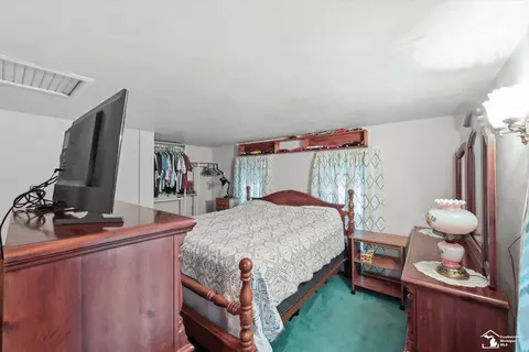 Bedroom - 437 Monroe, Carleton, MI 48117 photo 4 of 4