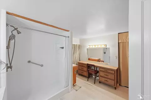 Bath - 437 Monroe, Carleton, MI 48117 photo 1 of 2