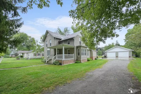 Exterior - 437 Monroe, Carleton, MI 48117 photo 3 of 13