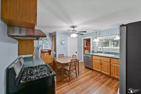 Kitchen - 437 Monroe, Carleton, MI 48117 photo 1 of 2