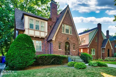 219 Lakewood, Detroit, MI 48215