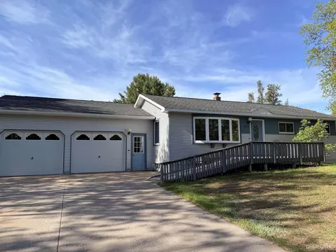 724 Lakewood, Marquette, MI 49855