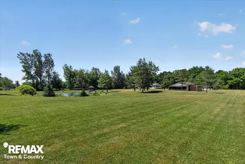 Exterior - 1070 N Morrish, Flint, MI 48532 photo 15 of 17