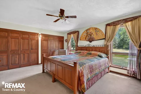 Bedroom - 1070 N Morrish, Flint, MI 48532 photo 4 of 8