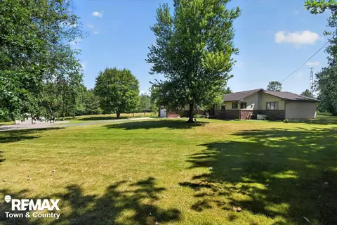 Exterior - 1070 N Morrish, Flint, MI 48532 photo 3 of 17
