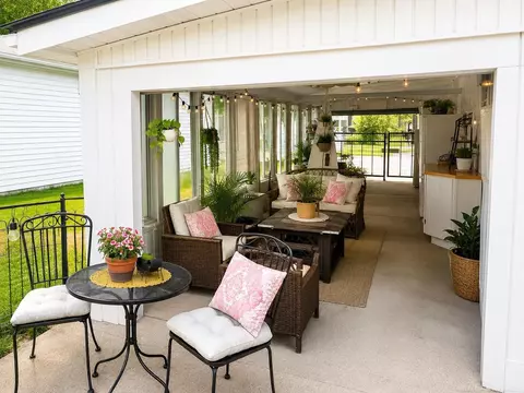 Exterior - 111 Oak St, Brooklyn, MI 49230 photo 3 of 3