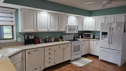Kitchen - 5655 Rough, Gladwin, MI 48624 photo 3 of 3