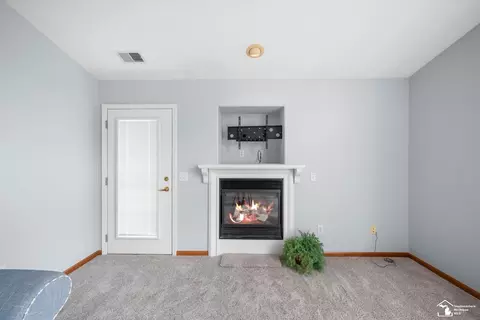 Living - 2412 Sutton, Temperance, MI 48182 photo 4 of 5