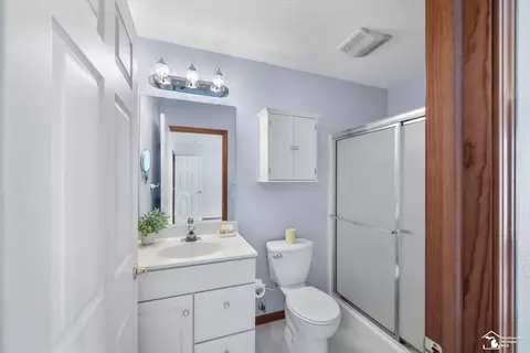 Bath - 2412 Sutton, Temperance, MI 48182 photo 1 of 2