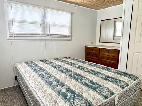 Bedroom - 3259 Beaver, Gladwin, MI 48624 photo 2 of 3