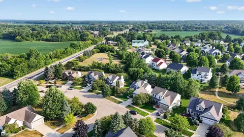 View/Area - 7504 Wicklow N, Davison, MI 48423 photo 2 of 3
