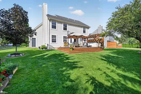 Exterior - 7504 Wicklow N, Davison, MI 48423 photo 6 of 13