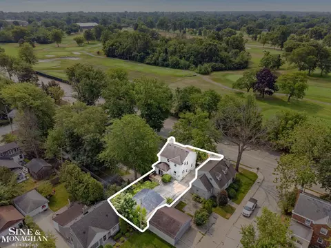 View/Area - 1396 Vernier, Grosse Pointe Woods, MI 48236 photo 2 of 9