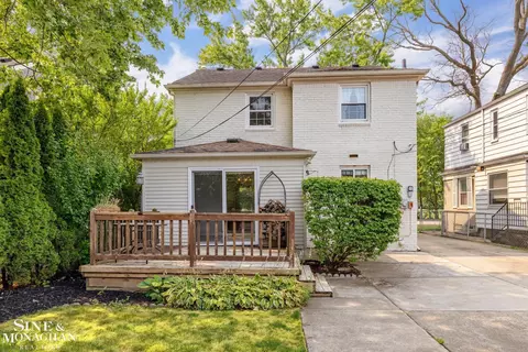 Exterior - 1396 Vernier, Grosse Pointe Woods, MI 48236 photo 7 of 12