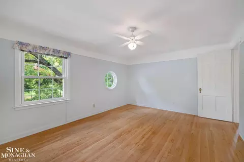 Bedroom - 1396 Vernier, Grosse Pointe Woods, MI 48236 photo 3 of 7