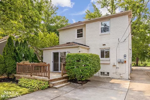 Exterior - 1396 Vernier, Grosse Pointe Woods, MI 48236 photo 5 of 12