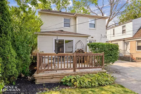 Exterior - 1396 Vernier, Grosse Pointe Woods, MI 48236 photo 8 of 12