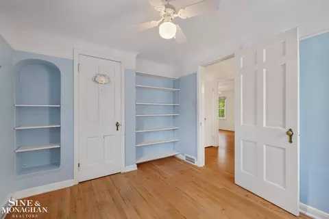 Bedroom - 1396 Vernier, Grosse Pointe Woods, MI 48236 photo 5 of 7