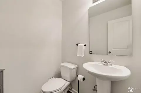 Entry Way - 7820 Kreps, Monroe, MI 48162 photo 1 of 2