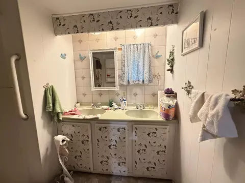 Bath - 4070 N Valley Vw, Harrison, MI 48625 photo 2 of 3