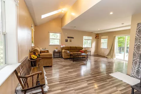 Living - 1193 Seneca, Adrian, MI 49221 photo 2 of 4
