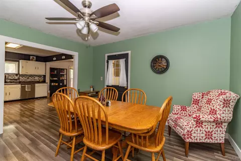 Dining - 1193 Seneca, Adrian, MI 49221 photo 3 of 3