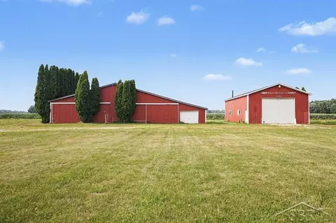 Exterior - 11125 E Jefferson, Wheeler, MI 48662 photo 5 of 5